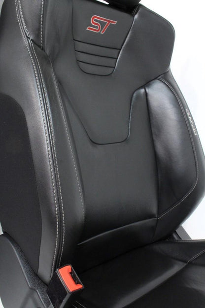 2012 - 2018 Ford Focus ST Recaro Seats Front MK3 Black HEAT Leather Recaro ST2