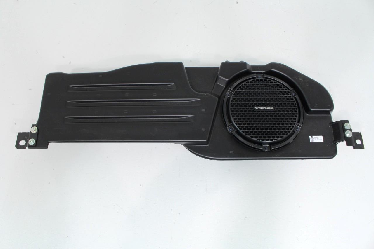 20124 NEW Dodge Ram 2500 3500 Subwoofer P68381638AA OEM