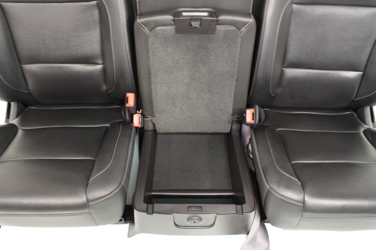 Chevy Silverado GMC Sierra Crew Cab Black Leather Center Folding Jump Seat & KIT